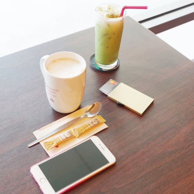 C-SECURE Aluminium RFID-Blocking Cardholder — View 4