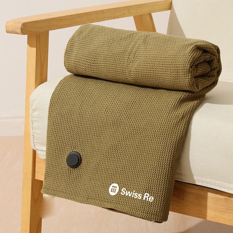 USB Heated Blanket with Three Temperature Levels for Travel — View 1